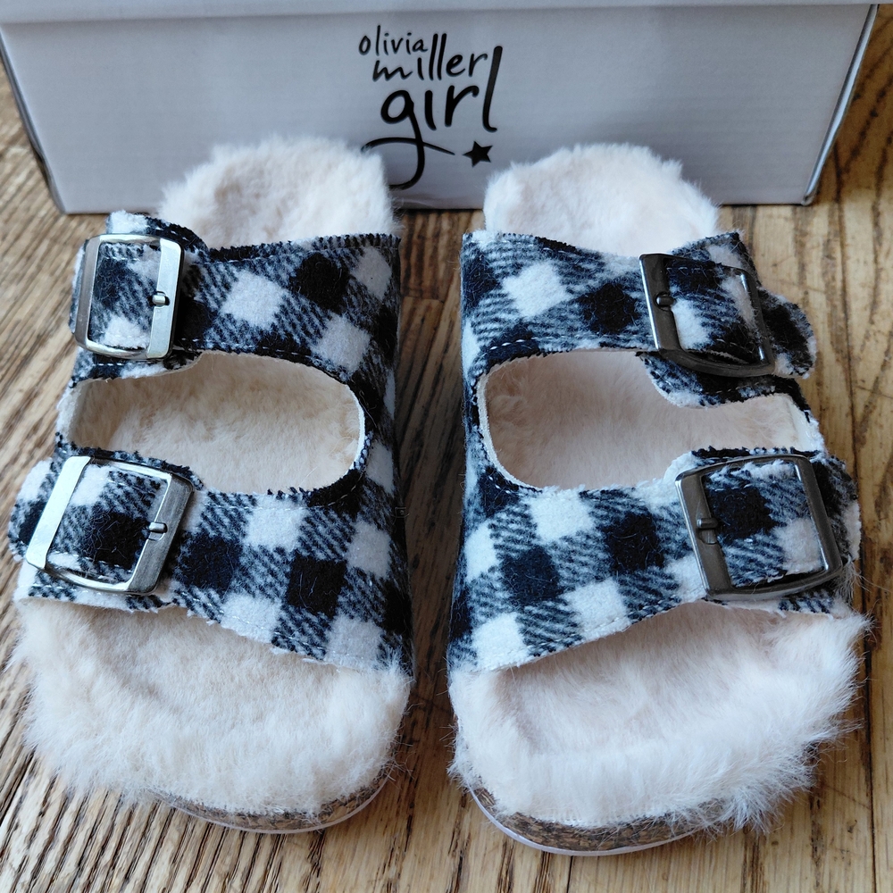 Olivia Miller Girl Black and White Checkered Girls Sandals Size 12 NWT